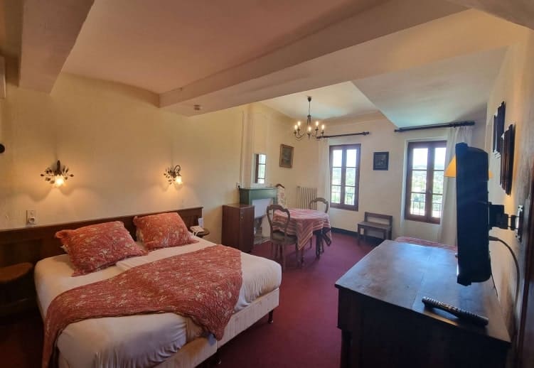 Hôtel-restaurant 3 étoiles à vendre dans le Vaucluse