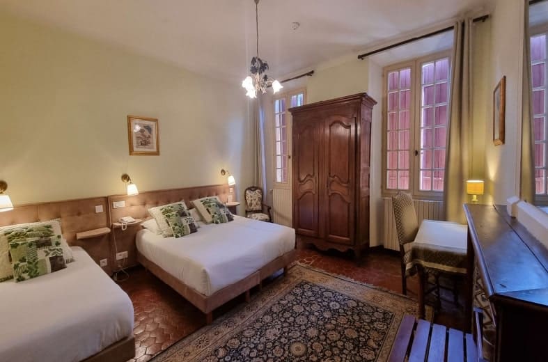 Hôtel-restaurant 3 étoiles à vendre dans le Vaucluse