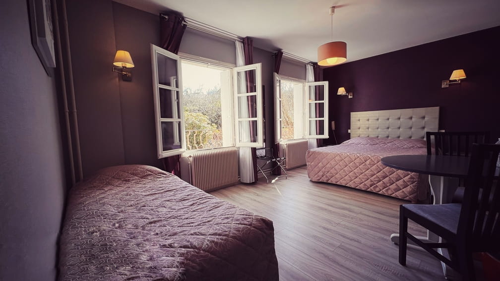 À vendre – Hôtel-restaurant 3 étoiles de 15 chambres au cœur du Plateau de Millevaches à Tarnac – Corrèze (19)