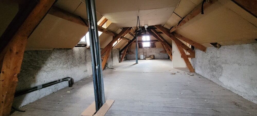 À Vendre – Ancienne maison de retraite de 37 chambres à réhabiliter en offre d’hébergement touristique à Berten – Hautes-Pyrénées (65)