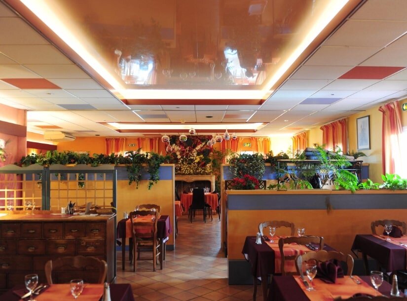 Hôtel-restaurant 2 étoiles de 8 413 m² à vendre à proximité de Reims