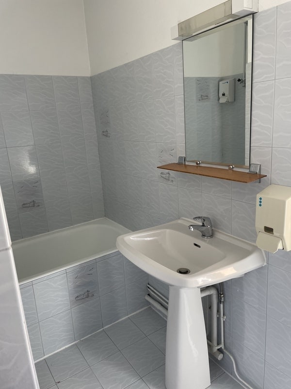 Location Gérance – Hôtel Restaurant 2 étoiles de 9 chambres à Gimel-les-Cascades - Corrèze (19)