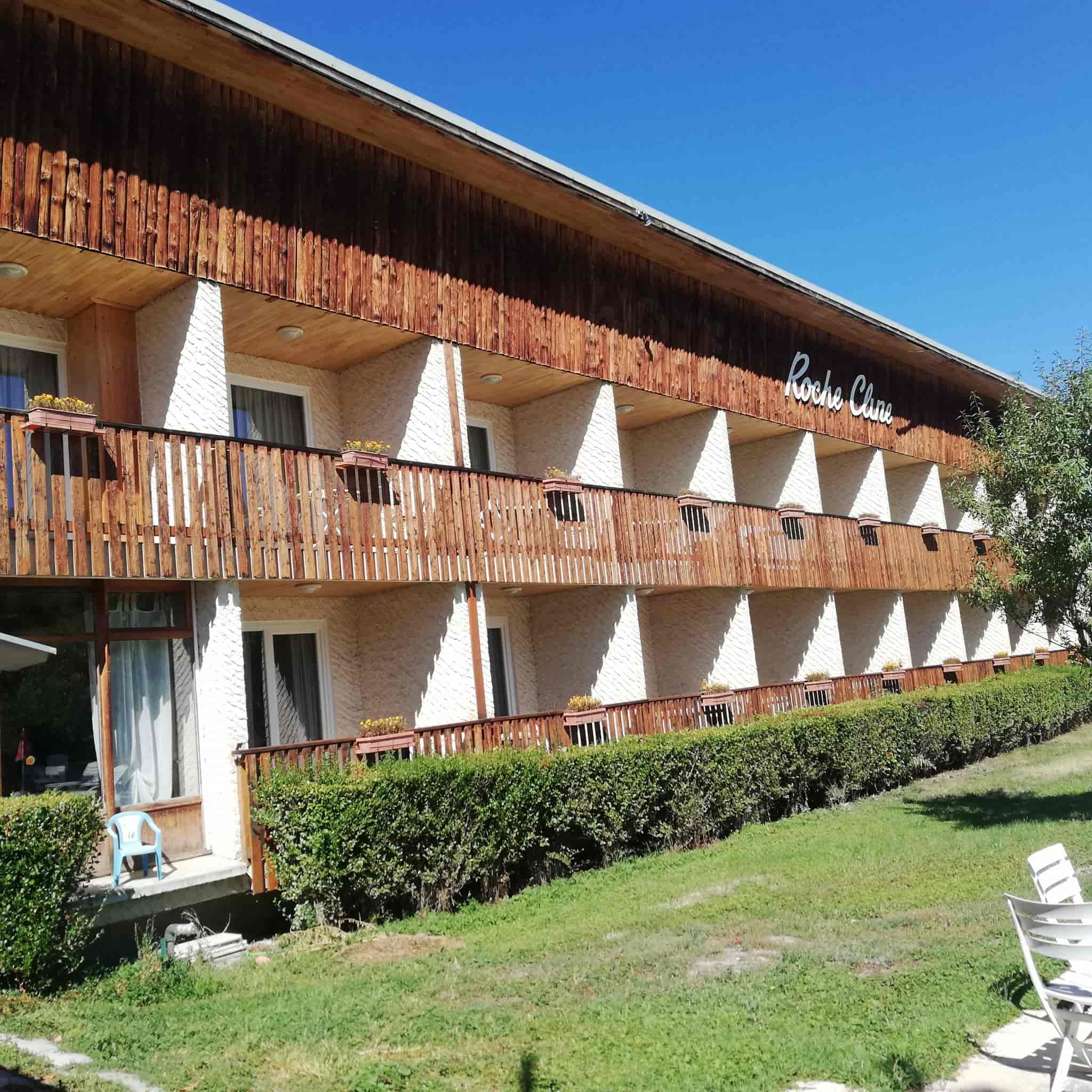 À vendre – Auberge/Gîte Restaurant de 15 chambres à Turriers - Alpes-de-Haute-Provence (04)