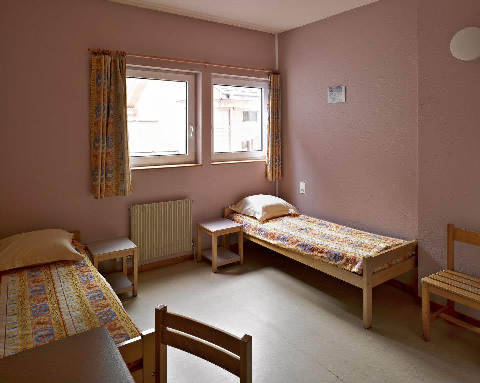 À vendre ou à louer – Ancien Centre d’Accueil de 38 chambres à Reconvertir en Hébergement Touristique à La Broque – Bas-Rhin (67)