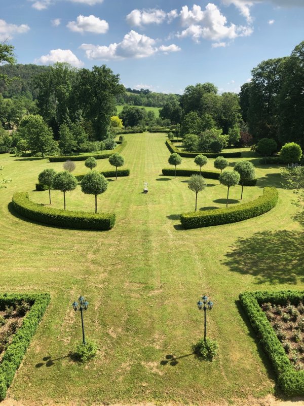 À vendre – Château de 17 pièces à Châteauvillain – Haute-Marne (52)