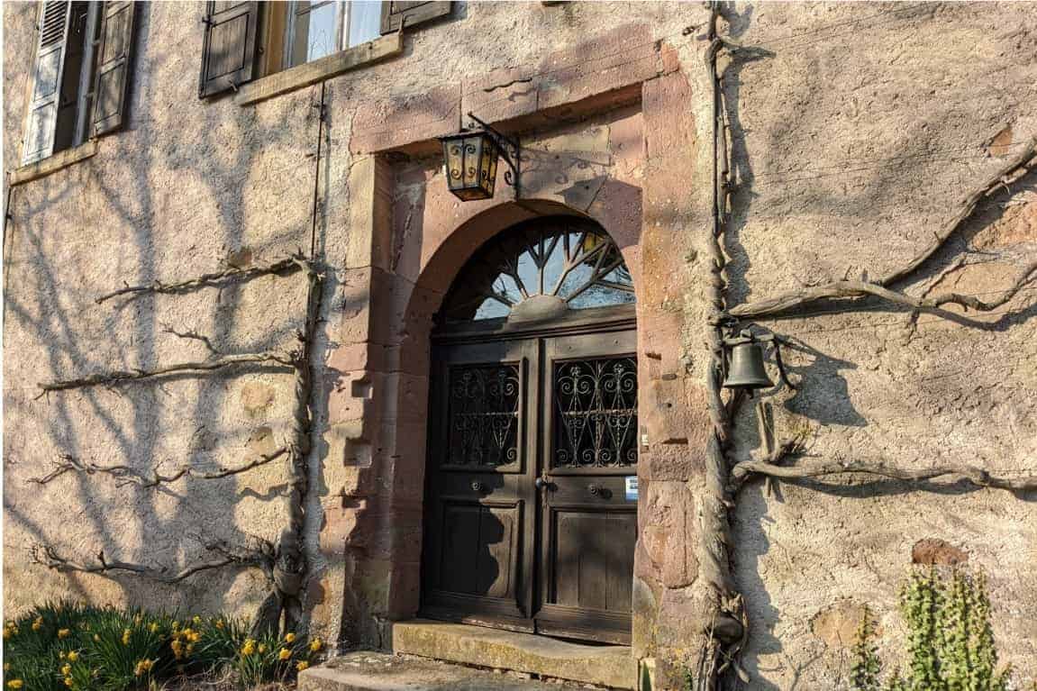 À vendre – Château du XIIe siècle de 5 chambres à proximité de Mulhouse à Hartmannswiller – Haut-Rhin (68)