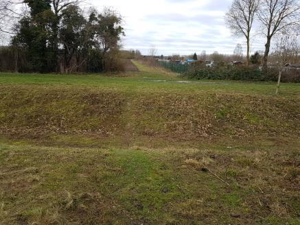 Appel à Manifestation d’Intérêt pour un terrain de 6,8 hectares à destination d’un complexe d’hôtellerie de plein air à Saint-Brice-Courcelles – Marne (51)