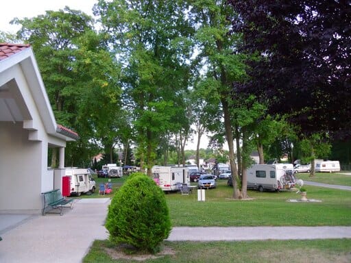 Appel à Manifestation d’Intérêt pour un camping de 1,29 hectares et 50 emplacements à Val-de-Vesle – Marne (51)