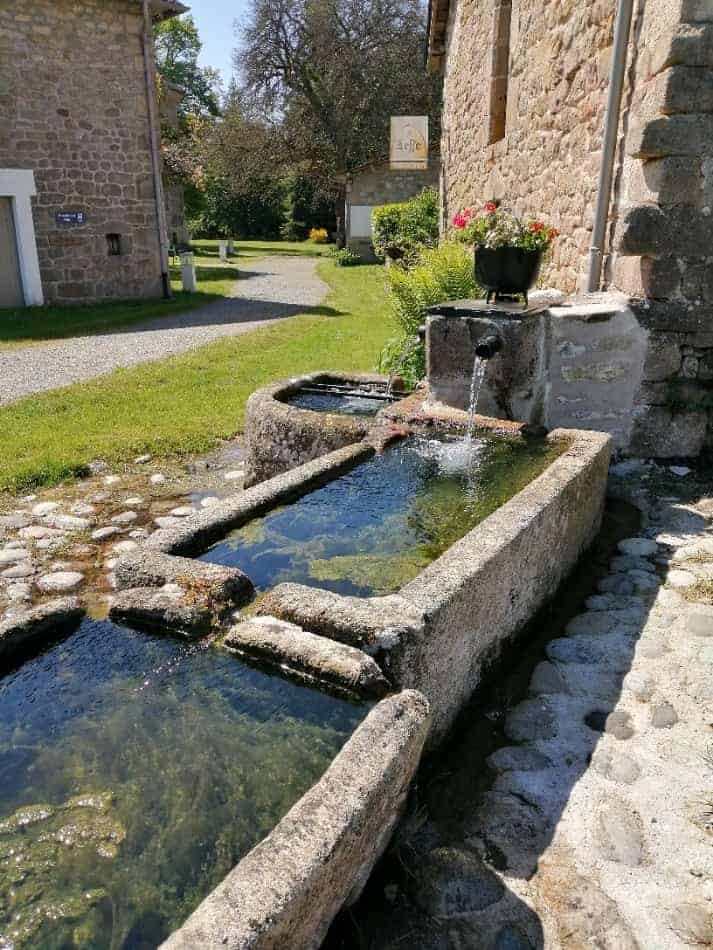 À vendre – 4 Gîtes sur un Domaine Touristique de 9 hectares à Hautefage – Corrèze (19)