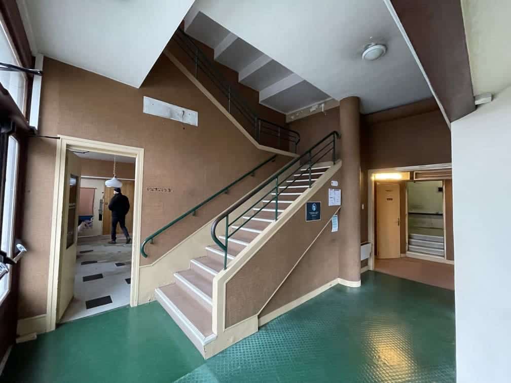 À vendre – Ancien Cinéma de 1 200 m² à Reconvertir en Espace de Loisirs Indoor à Pont-Audemer – Eure (27)