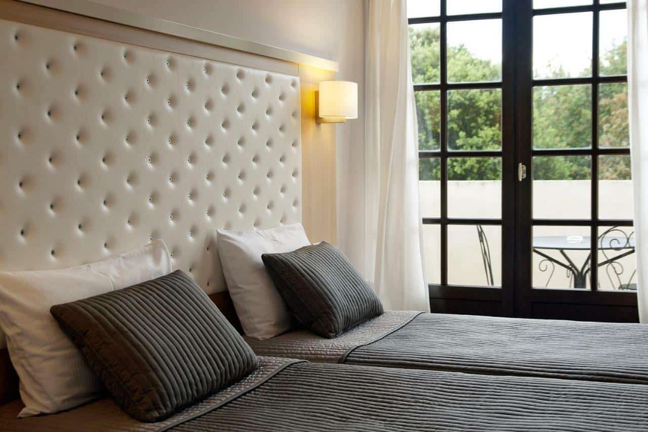 À Vendre – Hôtel Restaurant 3 étoiles de 36 chambres et 50 couverts à Saint-Didier – Vaucluse (84)