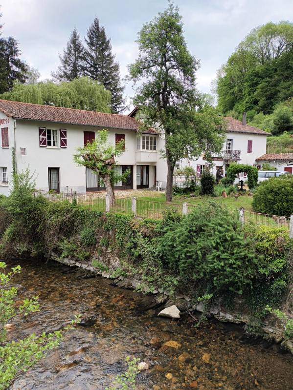 À Vendre – Hôtel-Restaurant de 500 m² à Antichan – Hautes-Pyrénées (65)