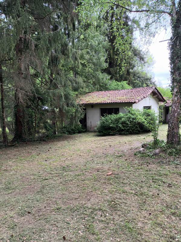 À Vendre – Hôtel-Restaurant de 500 m² à Antichan – Hautes-Pyrénées (65)