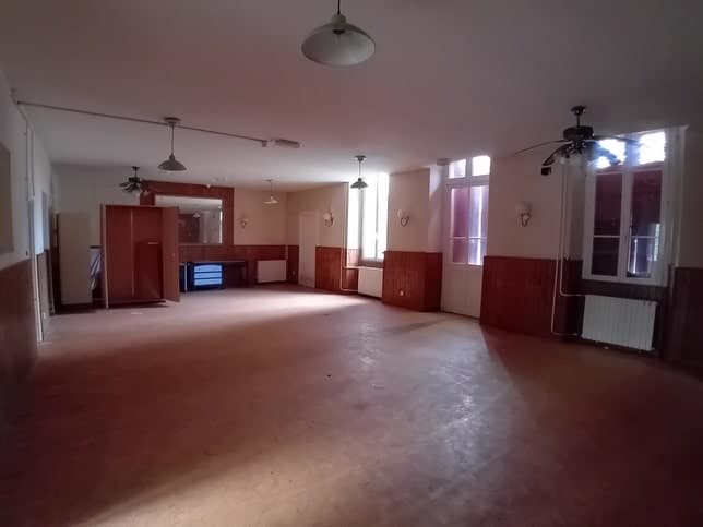 À Vendre – Ancienne maison de retraite de 37 chambres à réhabiliter en offre d’hébergement touristique à Berten – Hautes-Pyrénées (65)