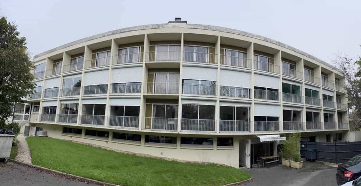 À Vendre – Ancienne clinique de 78 chambres à réhabiliter en hébergement touristique à Saint-Ouen-du-Tilleul – Eure (27)
