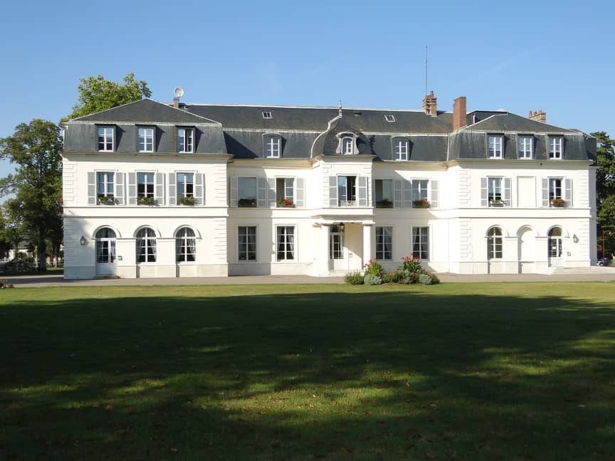 À Vendre – Château du XIXe siècle de 1 049 m² à Martot – Eure (27)