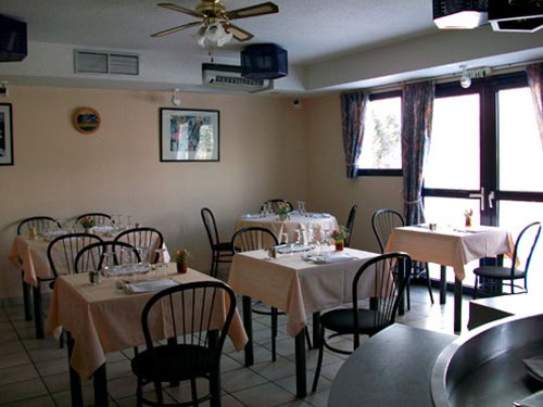 À vendre – Hôtel-Restaurant de 36 chambres à Merlines – Corrèze (19)