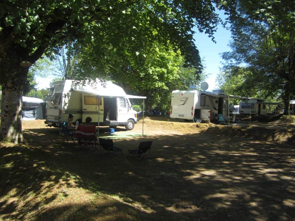 Camping 4 étoiles de 120 emplacements à reprendre à Seilhac – Corrèze (19)