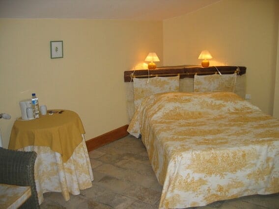 À vendre – Ancienne commanderie templière réhabilitée en chambres d’hôtes à Fabrègues – Hérault (34)