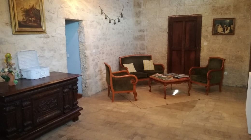 À vendre – Ancienne commanderie templière réhabilitée en chambres d’hôtes à Fabrègues – Hérault (34)