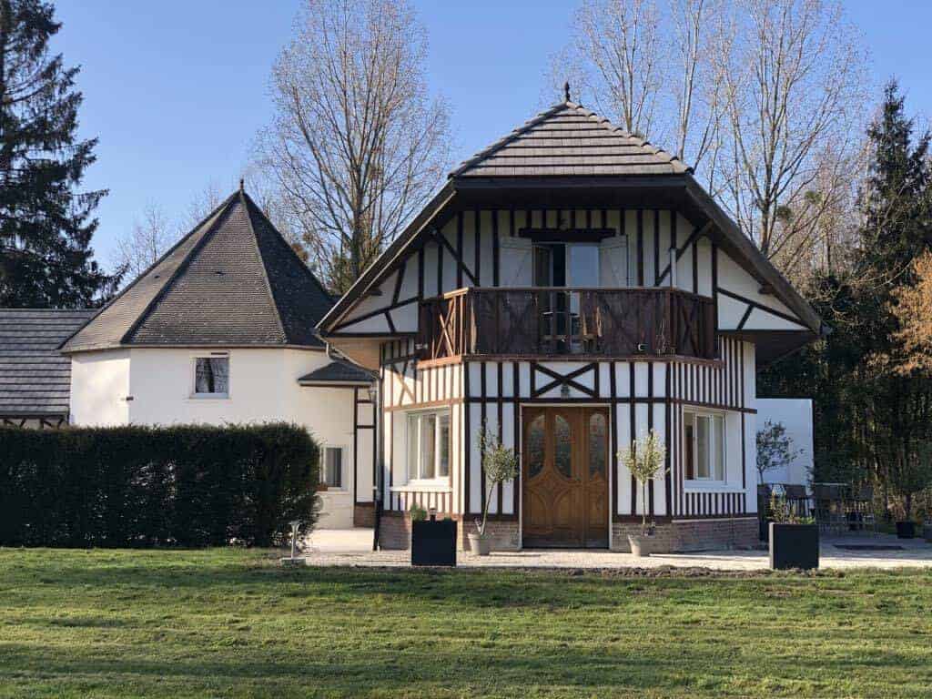 À vendre – Maison d’hôtes avec 5 chambres à Bettembos – Somme (80)