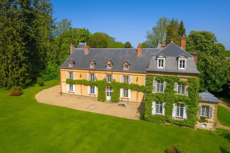 À vendre – Château normand du XVIIᵉ siècle de 27 pièces à Saint-Antonin-de-Sommaire – Eure (27)