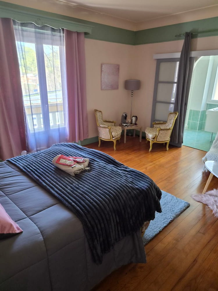 À vendre – Chambre d’hôtes de 4 chambres à Saint-Pons-de-Thomières – Hérault (34)