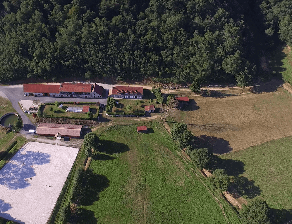 domaine-equestre-et-gites-a-vendre-a-evaux-les-bains-dans-la-creuse-7