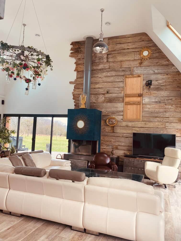 Domaine touristique de 850 m² sur un terrain de 8 ha dans l’Eure (27)