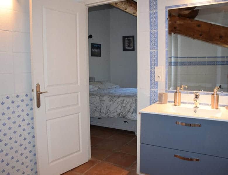 a-vendre-hotel-a-arles-dans-les-bouches-du-rhone-1
