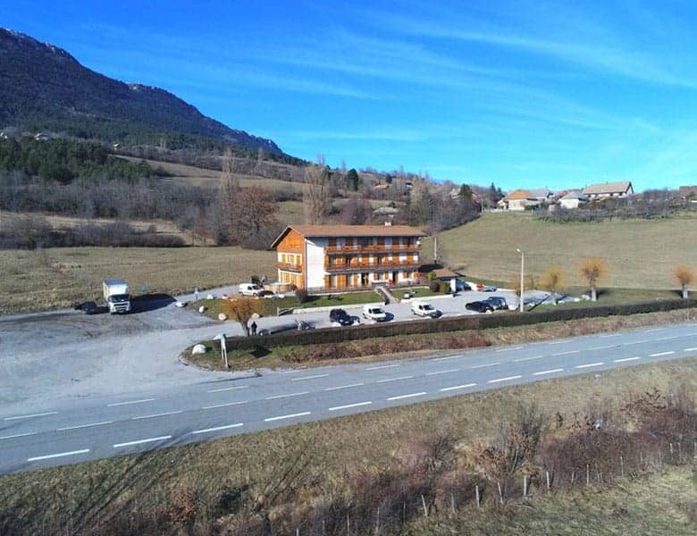 a-vendre-hotel-bar-restaurant-de-14-chambres-80-couverts-en-isere-15