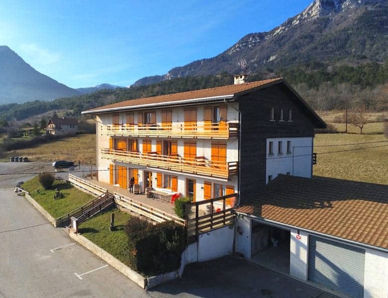 a-vendre-hotel-bar-restaurant-de-14-chambres-80-couverts-en-isere-17