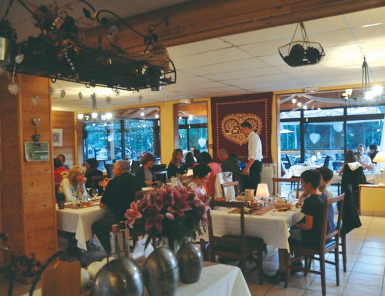 a-vendre-hotel-restaurant-3-de-29-chambres-proche-gap-entre-lac-et-station-de-montagne-dans-les-alpes-de-haute-provence-15