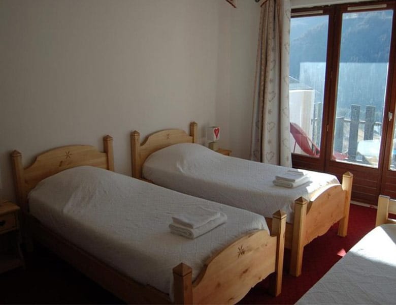 a-vendre-un-hotel-restaurant-de-14-chambres-45-couverts-a-allos-dans-les-alpes-de-haute-provence-7