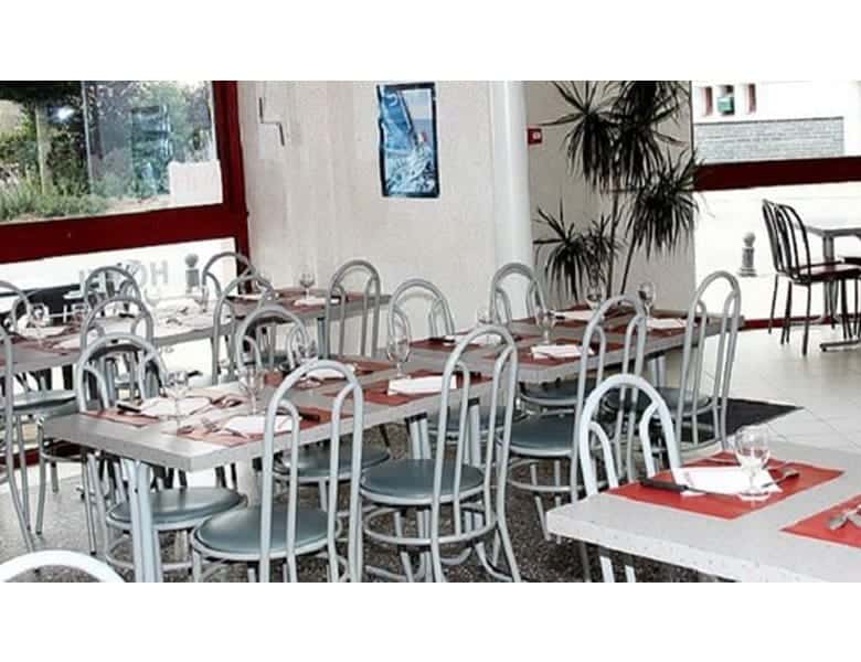 achat-dun-hotel-restaurant-dune-surface-de-1-065-m2-proche-de-la-roche-sur-yon-15