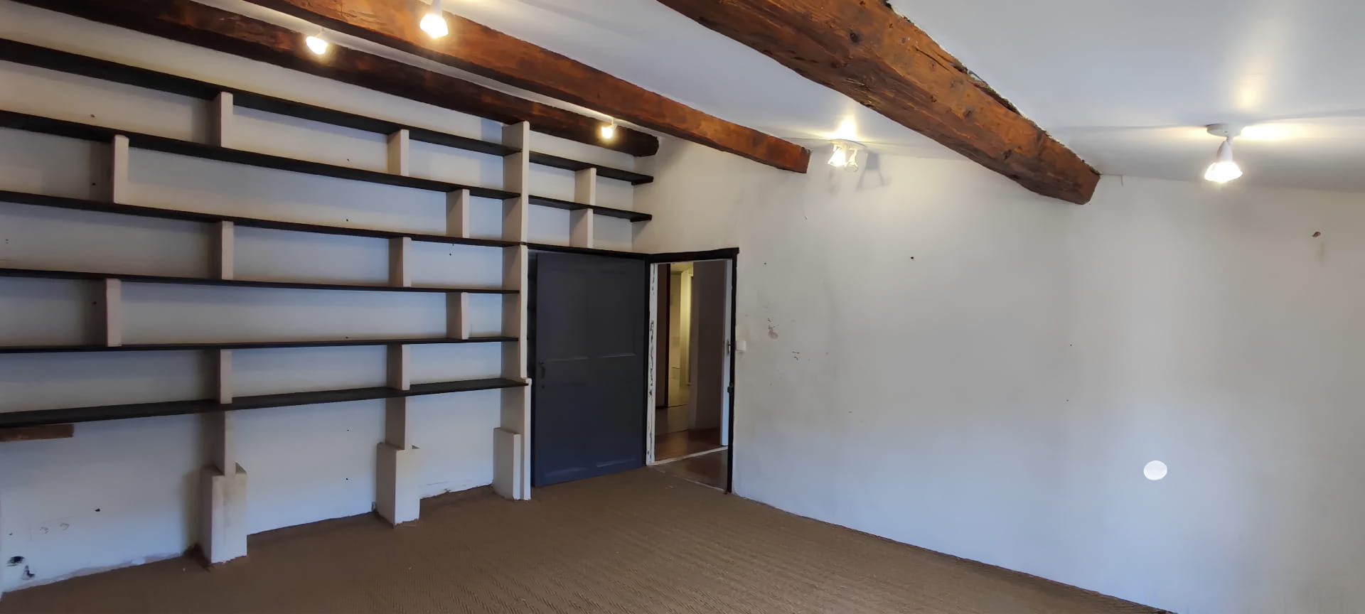 À vendre – Maison d'hôtes de 8 chambres à Adissan – Hérault (34)