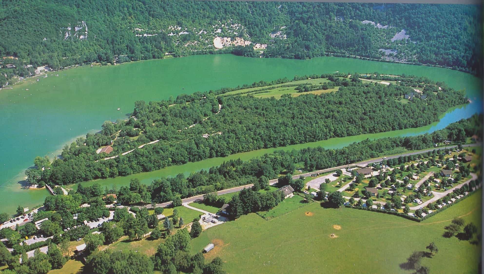 camping-hebergements-touristiques-de-plein-air-a-developper-sur-lile-de-chambod-dans-lain-3