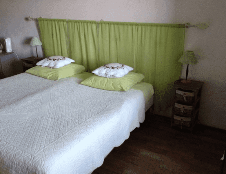 chambres-dhotes-et-gite-a-vendre-proche-de-manosque-dans-les-alpes-de-haute-provence-5