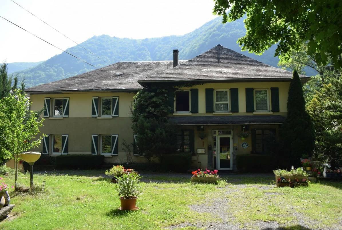 ensemble-immobilier-a-vendre-dans-les-hautes-pyrenees-01