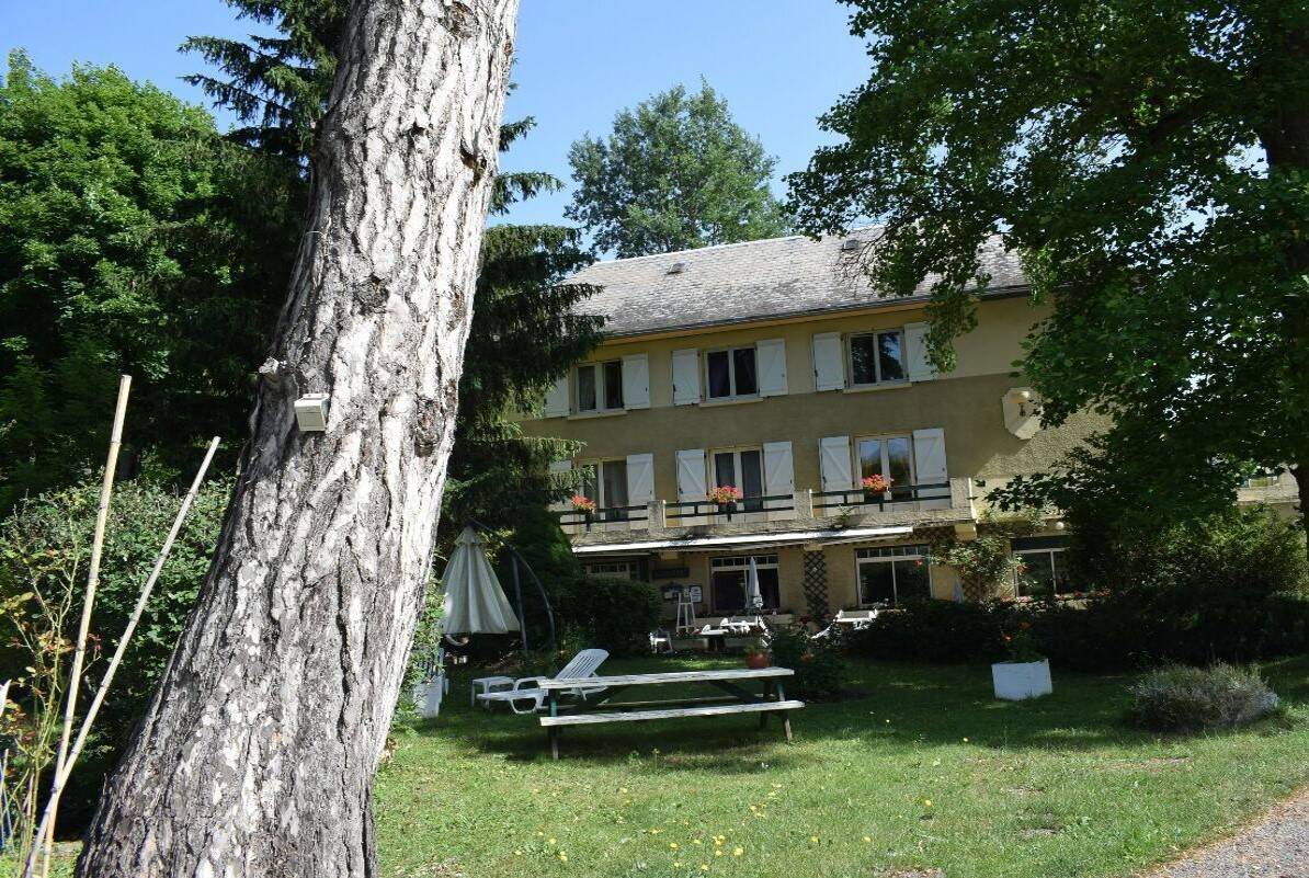 ensemble-immobilier-a-vendre-dans-les-hautes-pyrenees-04