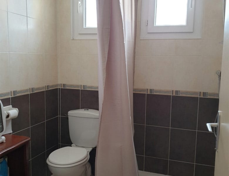 gite-a-vendre-de-12-chambres-proche-dignes-les-bains-dans-les-alpes-de-haute-provence-5