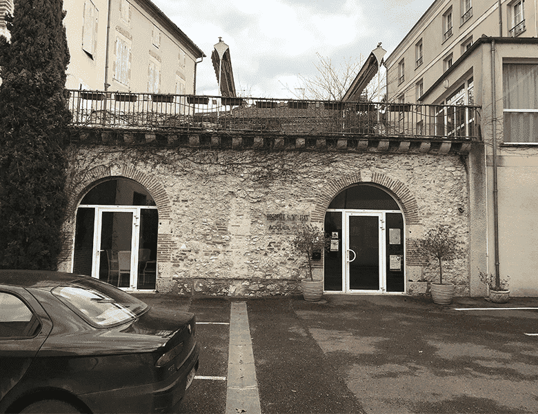 hotel-a-renover-a-vendre-de-4-800-m2-a-agen-lot-et-garonne-3