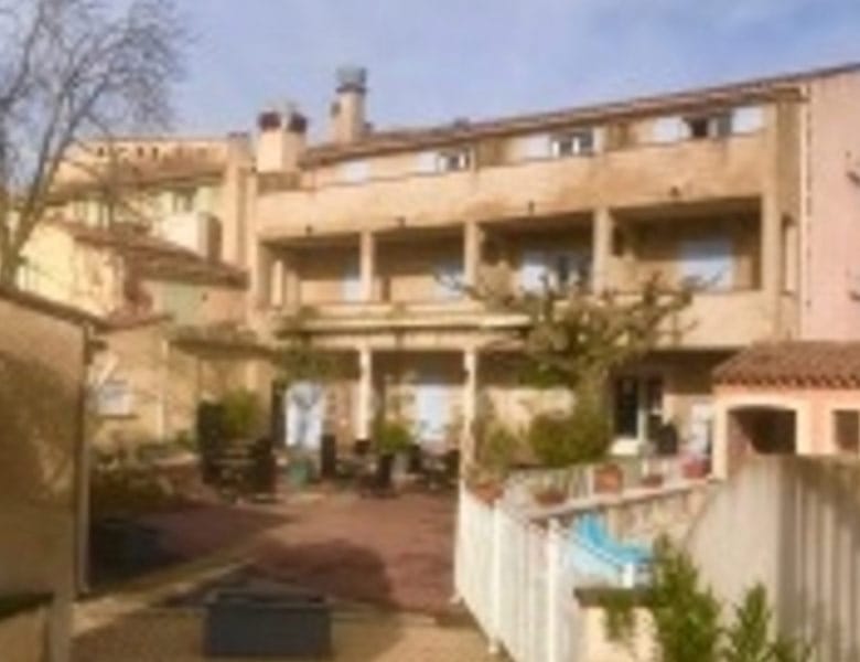 hotel-bureau-3-a-vendre-de-31-chambres-proche-manosque-dans-les-alpes-de-haute-provence-1
