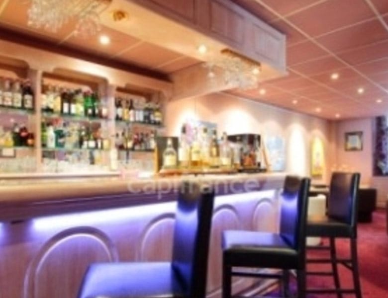 hotel-bureau-3-a-vendre-de-31-chambres-proche-manosque-dans-les-alpes-de-haute-provence-9