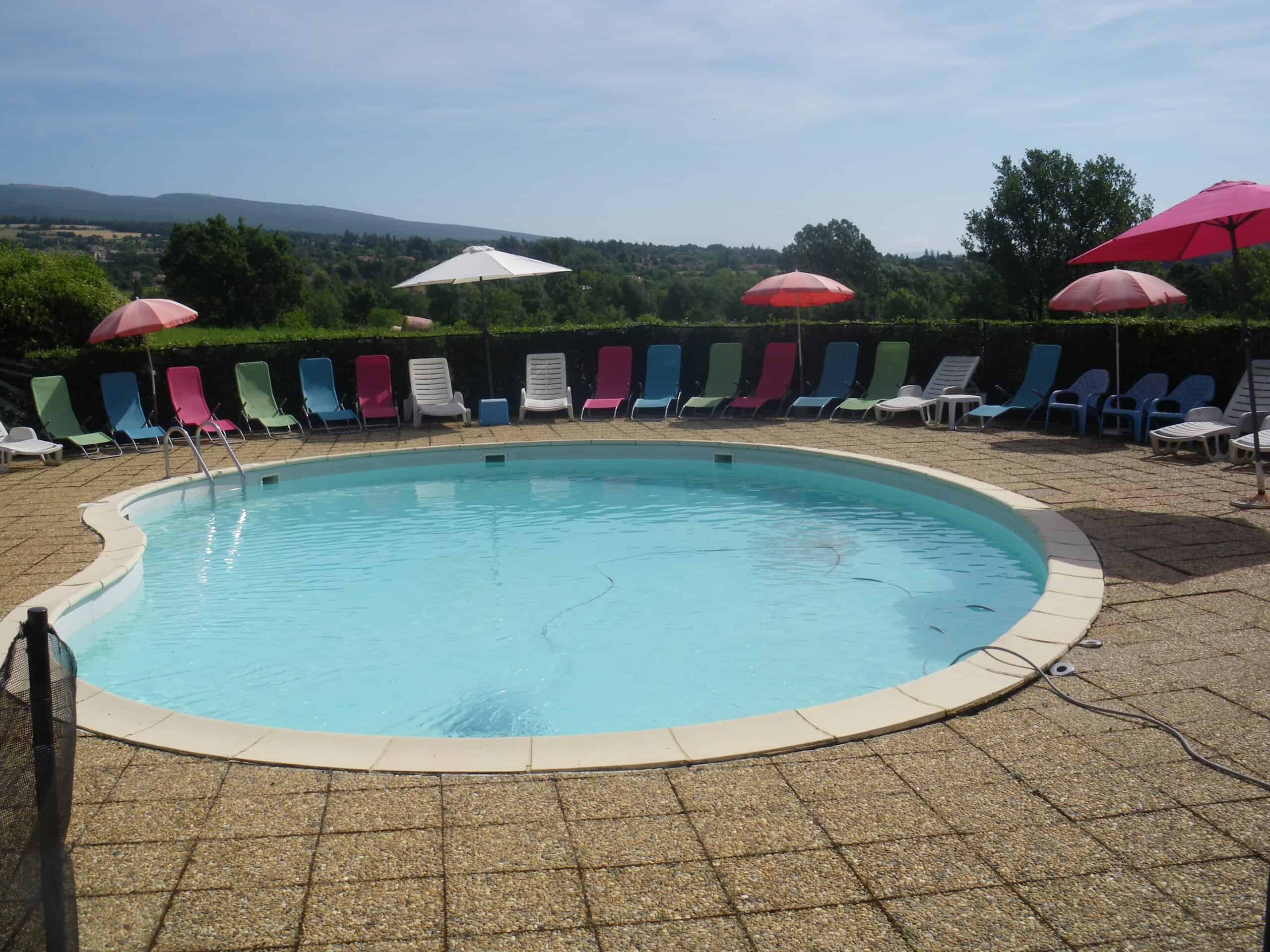 hotel-restaurant-2-etoiles-a-vendre-de-30-chambres-80-couverts-proche-forcalquier-dans-les-alpes-de-haute-provence-3