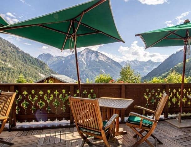 hotel-restaurant-3-a-vendre-de-31-chambres-90-couverts-au-coeur-de-la-station-de-champagny-en-vanoise-en-savoie-17