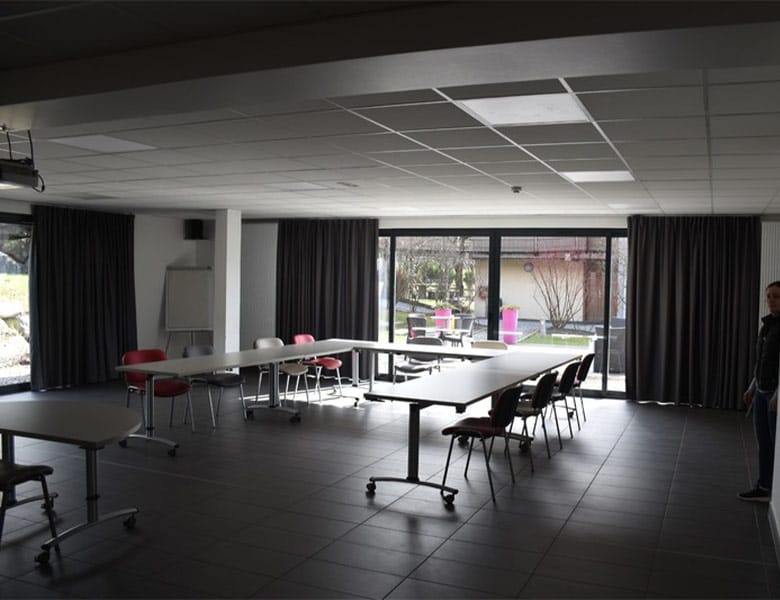 hotel-restaurant-3-de-16-chambres-45-couverts-murs-et-fonds-a-vendre-a-passy-en-haute-savoie-3