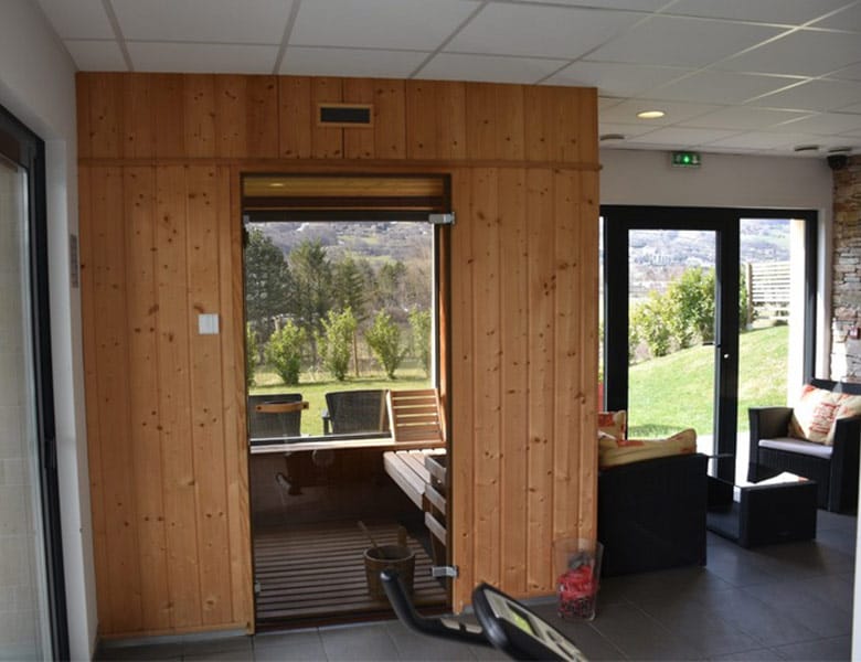 hotel-restaurant-3-de-16-chambres-45-couverts-murs-et-fonds-a-vendre-a-passy-en-haute-savoie-5