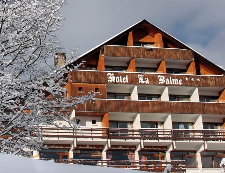 hotel-restaurant-3-etoiles-a-vendre-de-26-chambres-en-savoie-1
