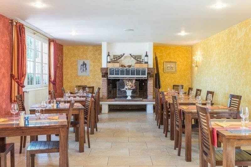 hotel-restaurant-a-vendre-a-maubourguet-dans-les-hautes-pyrenees-11